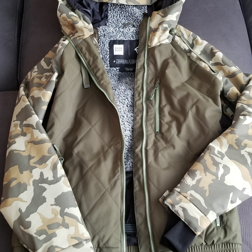 Xs ladies powder room snow boarding jacket